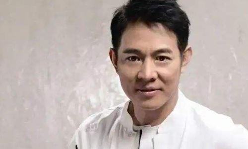 李连杰改国籍的原因是什么？为什么改回中国国籍被拒绝了呢？