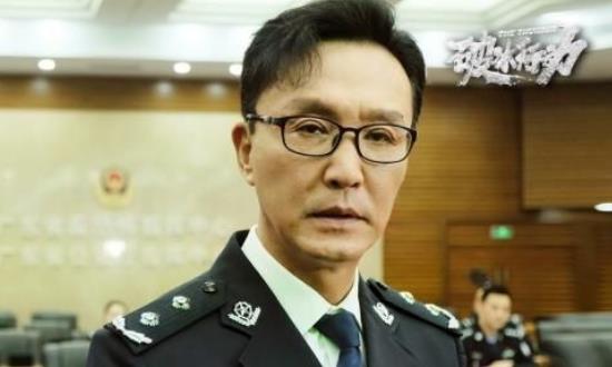 破冰行动内鬼有几个 破冰行动哪个警察是内鬼
