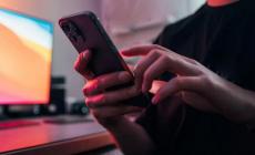 如何防止孩子沉迷手机 家长可以采用的五个方法