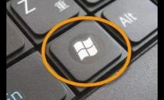 win10开机自动启动数字键盘怎么设置