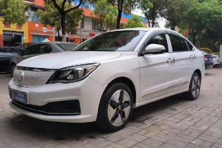 东风e70车钥匙没电了怎么启动？