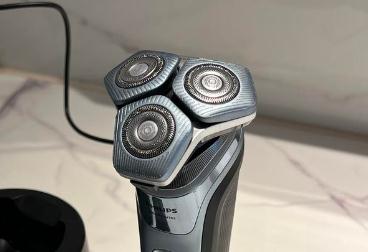 电动剃须刀怎么剃的干净 电动剃须刀怎么用剃得干净